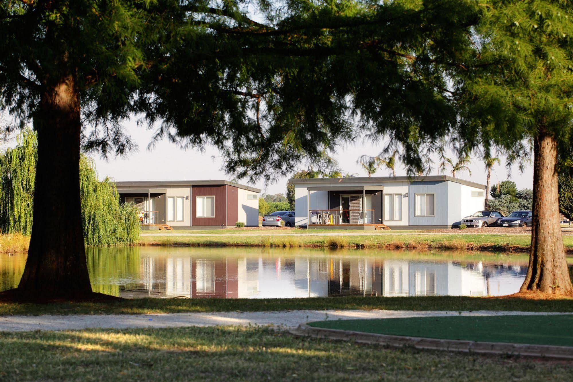 Racv Cobram Resort 외부 사진